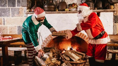 santa-elf-new
